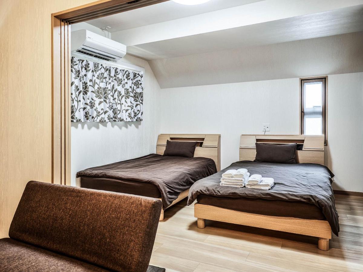 Terrace Resort Chatan West Экстерьер фото