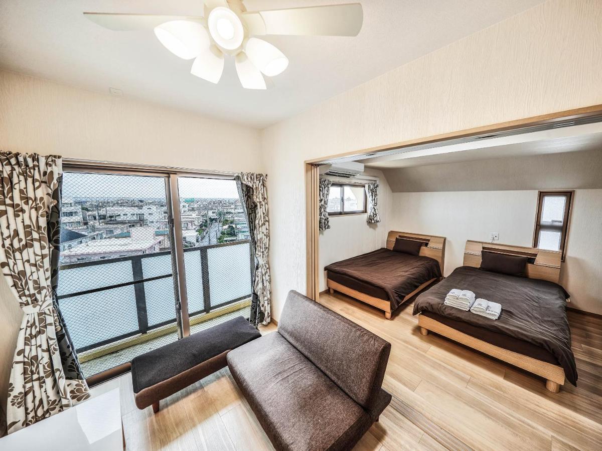 Terrace Resort Chatan West Экстерьер фото